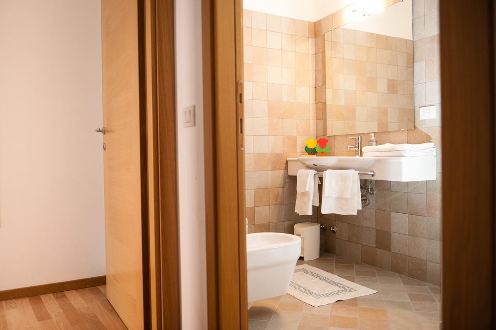 Ca' Dei Boieti Casa Vacanze Ronzo-Chienis Phòng bức ảnh
